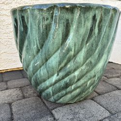Plant Pot / Ceramic Plantar