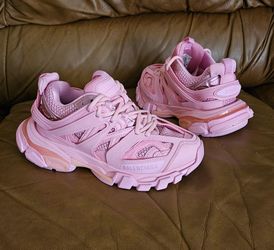 Women's Balenciaga Track Sneakers Pink Mesh Luxury High-End Sneakers Size 6 US (MINT CONDITION) Worn 2x 