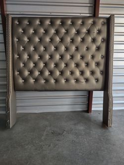 Queen 4 PC Bedroom Set