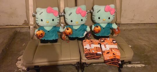 New Hello Kitty Halloween