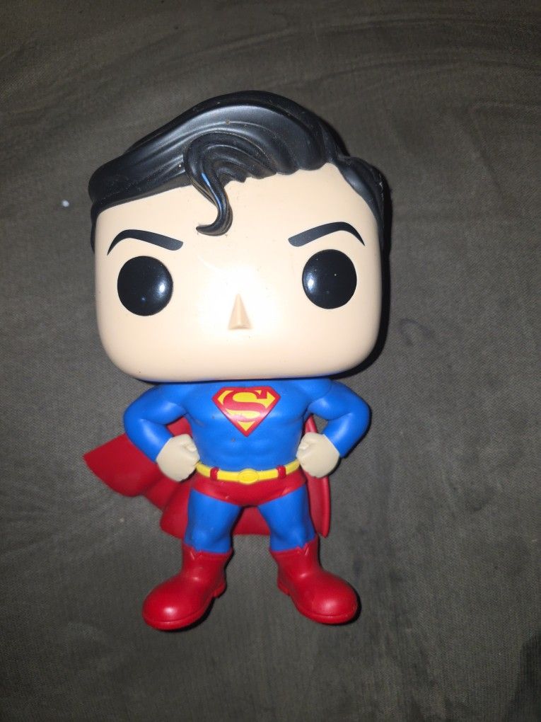 Superman Funko Pop 