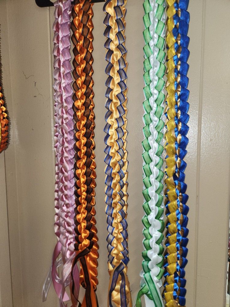 Ribbon Lei's For Graduation