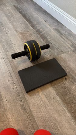 Fitness Invention Ab Wheel with Knee Pad