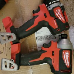 Milwaukee IMPACT DRILL