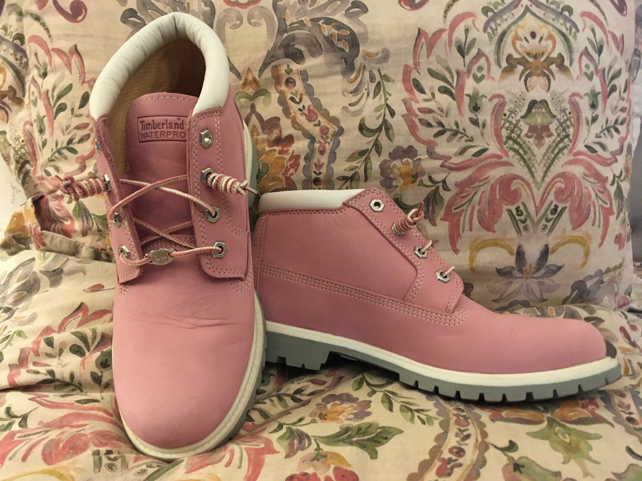 TIMBERLAND Nellie Chukka Double Waterproof Boot In Pink Women’s Size 10