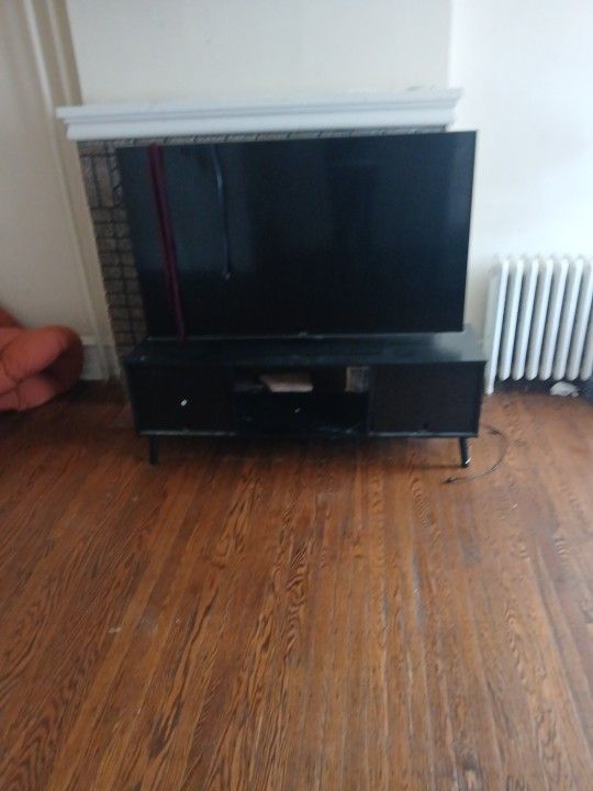 Samsung 60 Inch TV With TV Stand 450$
