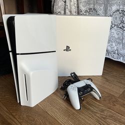 Ps5 Slim Disc edition 1tb Complete with box