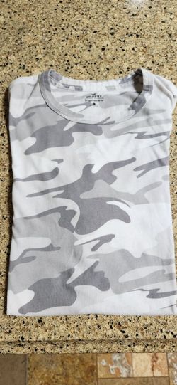 Hollister Shirt Large