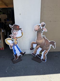 Toy Story Outs 4 Ft 2 Stands $120