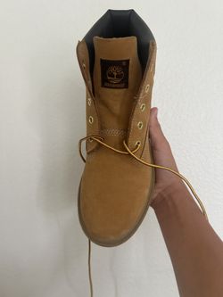 Size 5 boys timberlands