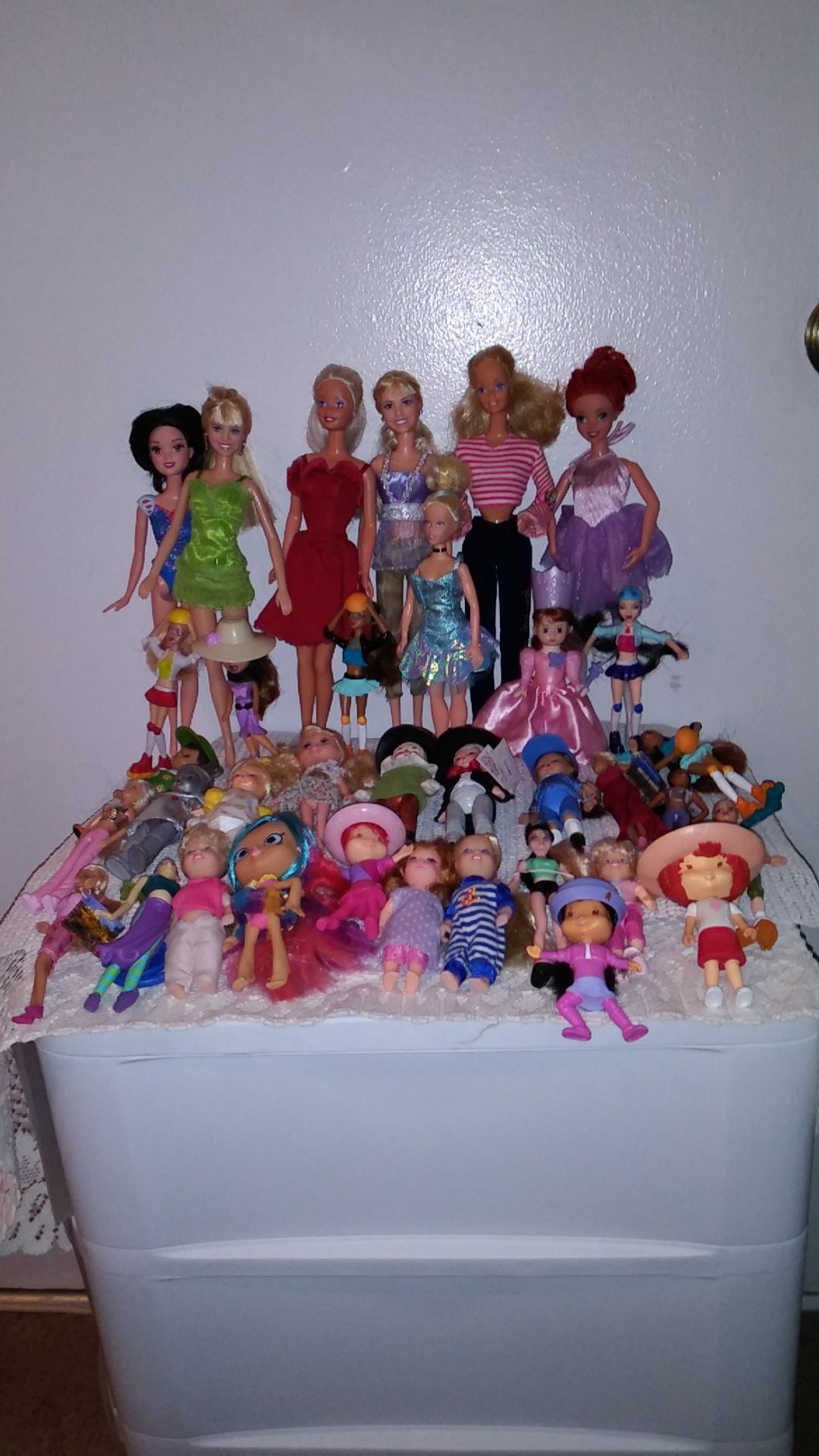 35 Dolls