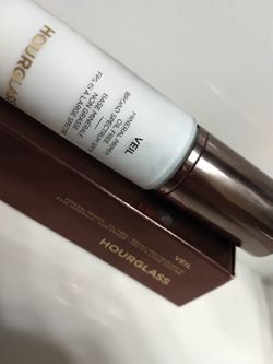 Hourglass Veil primer