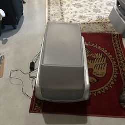 Self Clean Litter Box