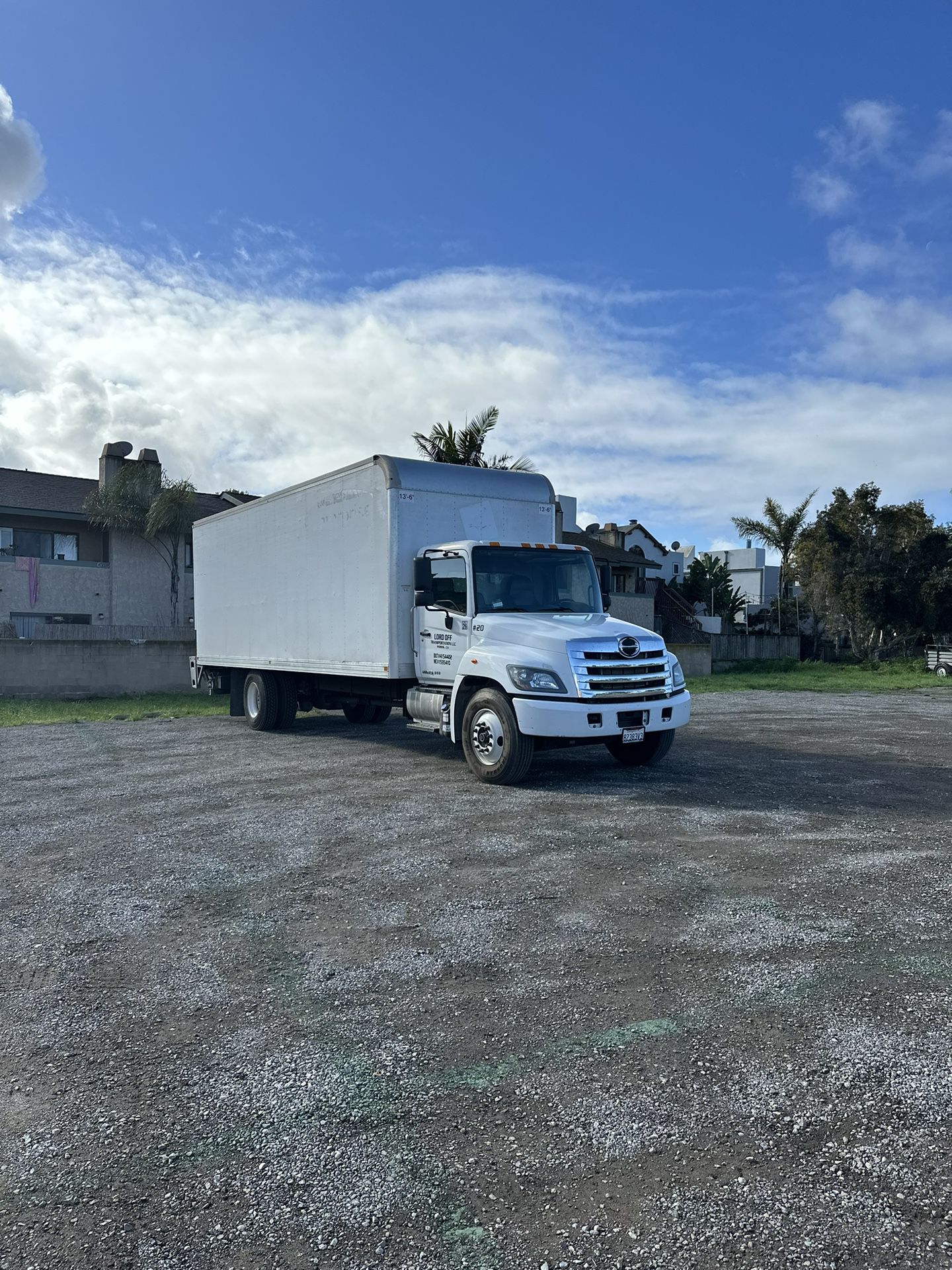 Box Truck—Mover