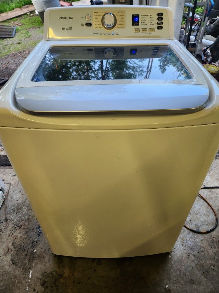 Insignia Heavy Duty Super Capacity Washer