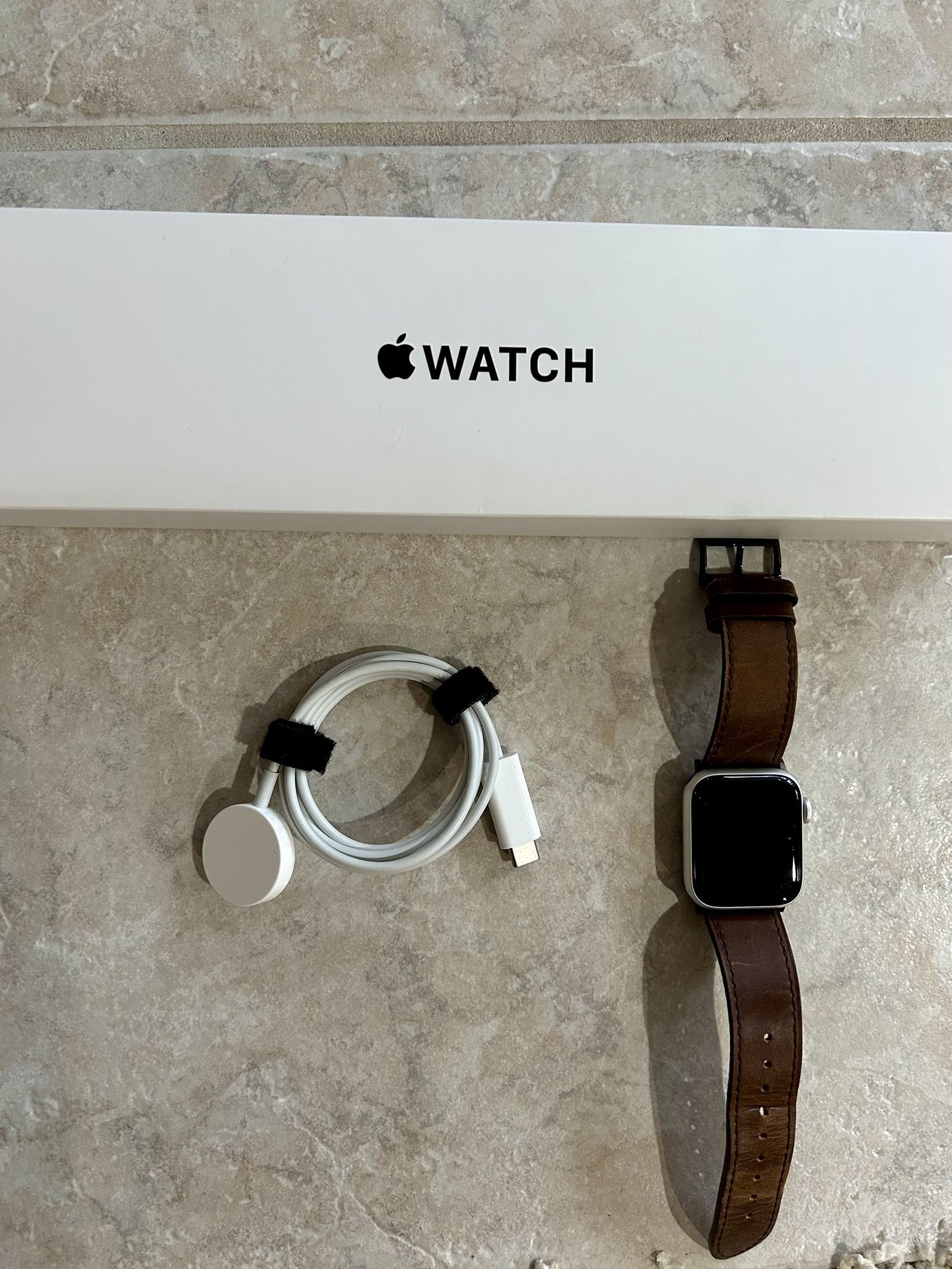 Apple Watch SE