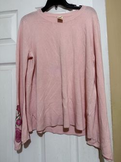 Faded Glory Women’s Sweater with EmbroideryOn the sleeve