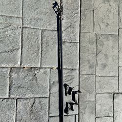 Curtain Rod With Support