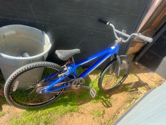 Diamondback Nitrus 24BMX Bike Blue