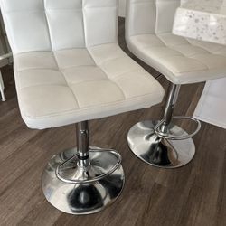 White Swivel counter Bar Chairs 