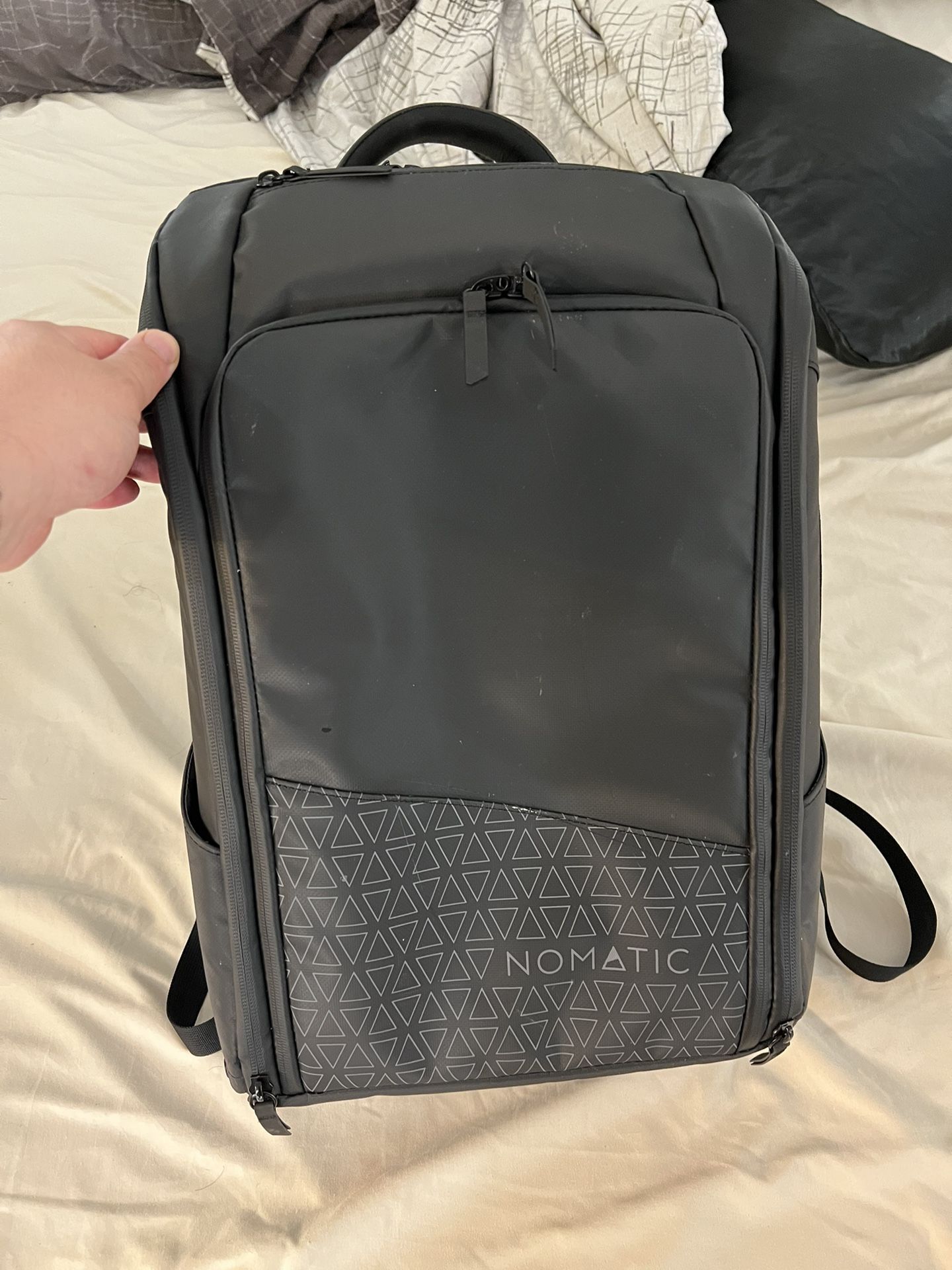 NOMATIC TRAVEL PACK V1