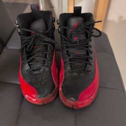 Jordans Red And Black Size 4 Boys 