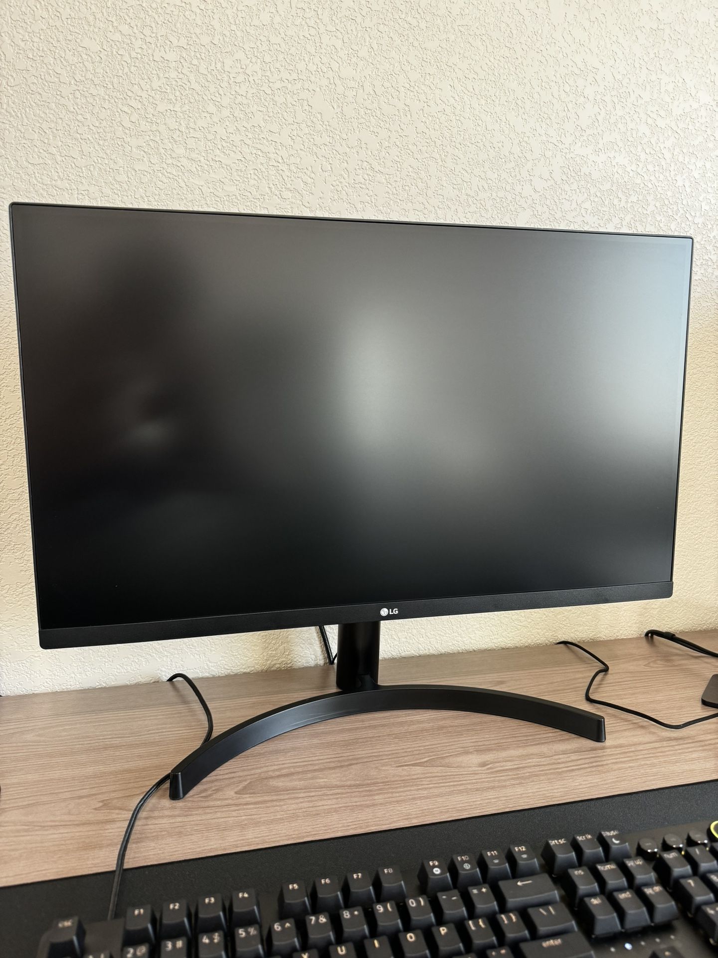 LG 27” HDR10 with FreeSync Monitor