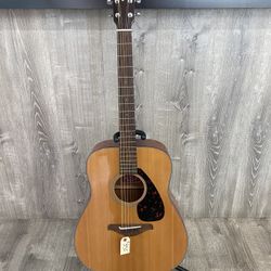 Yamaha FG700S Acoustic Guitar 