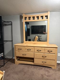 (free) 6 drawer.. draws slide okay 👌🏼
