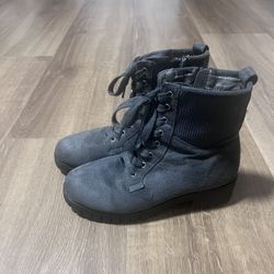 FOREVER 21 Boots 