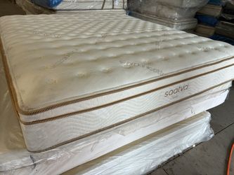 Saatva Classic Cal King Imperfection Sale Dusty On Sides From Moving In Warehouse