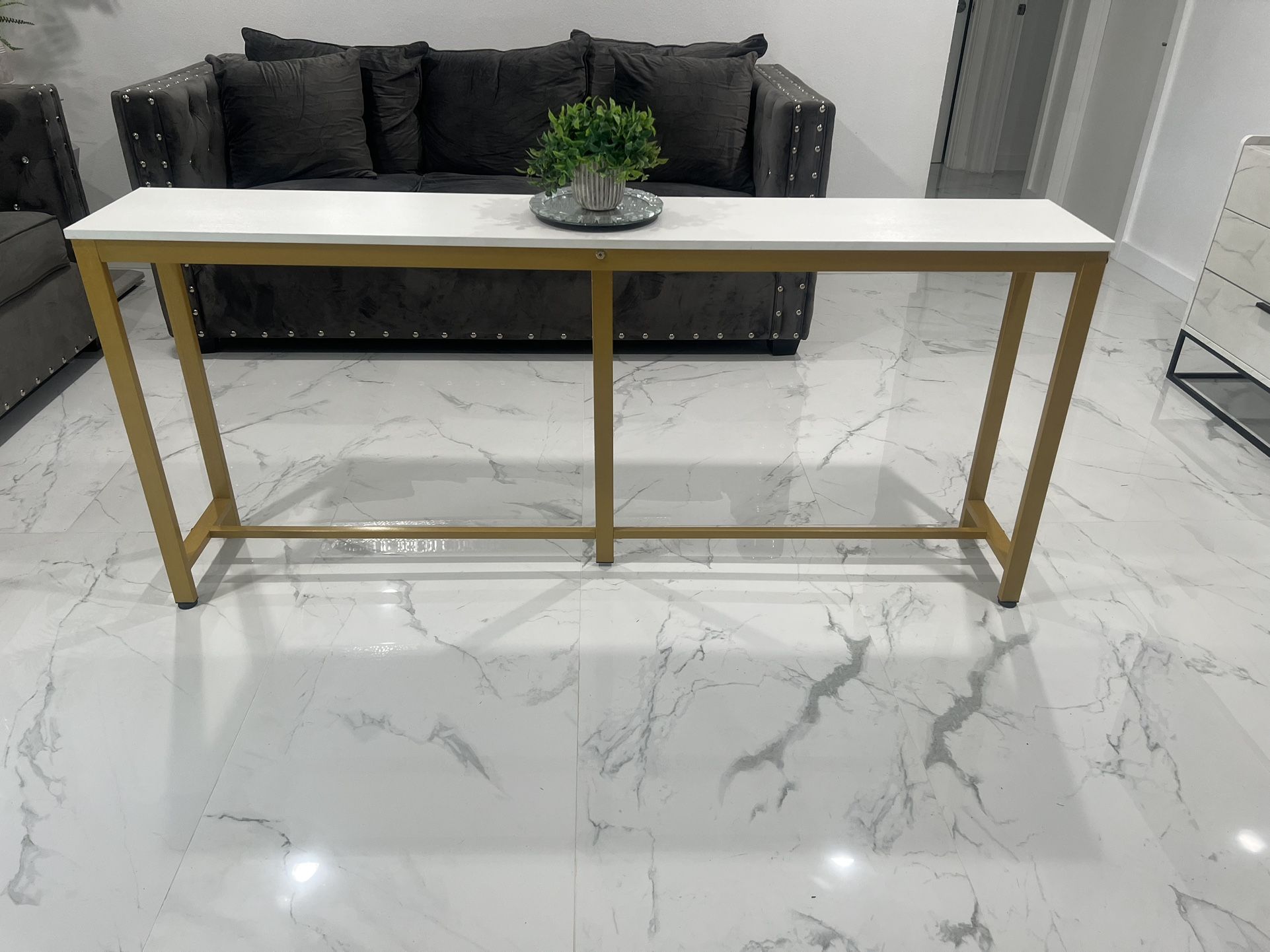 Entryway Table/Console