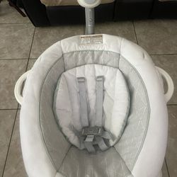 Graco Baby Swing 