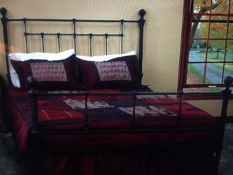 Full mattress and box spring set 100