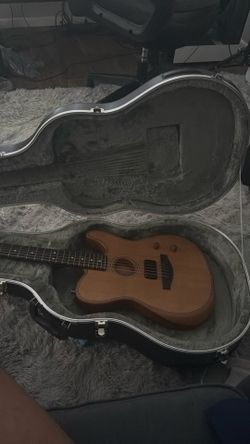 Road Runner Molded Acoustic Guitar Case