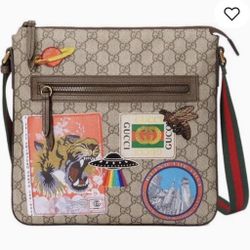 Gucci Supreme Messenger Bag