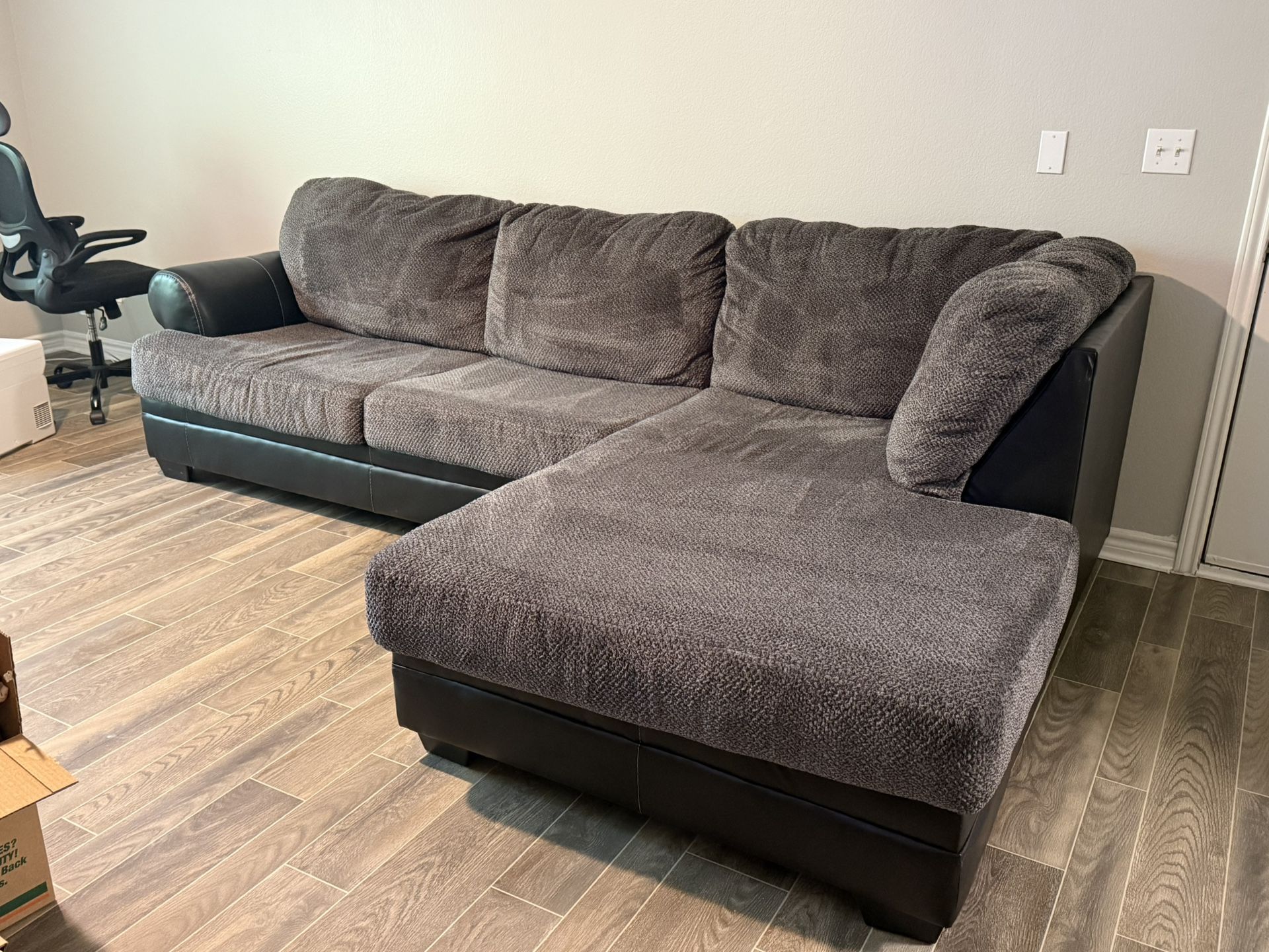 Sofa Chaise