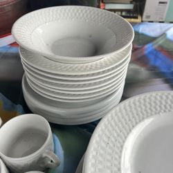 ceramic set plates