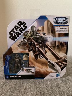 Star Wars Mission Fleet Mandalorian with Child Baby Yoda