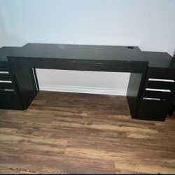 IKEA Desk With 2 Matching Drawers/file Cabinets