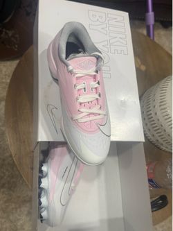 NEW Nike Custom Softball Cleats - Pink & White - Women's Size 6 (Never Worn)