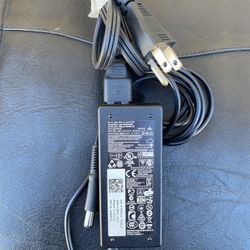 Dell 65w-Ac Adapter 