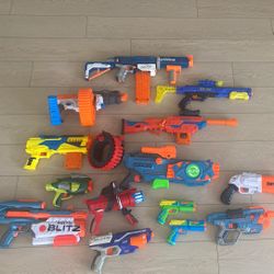 Nerf Gun Lot Of 15 Guns With Darts 