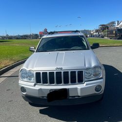 2006 Jeep Grand Cherokee Laredo