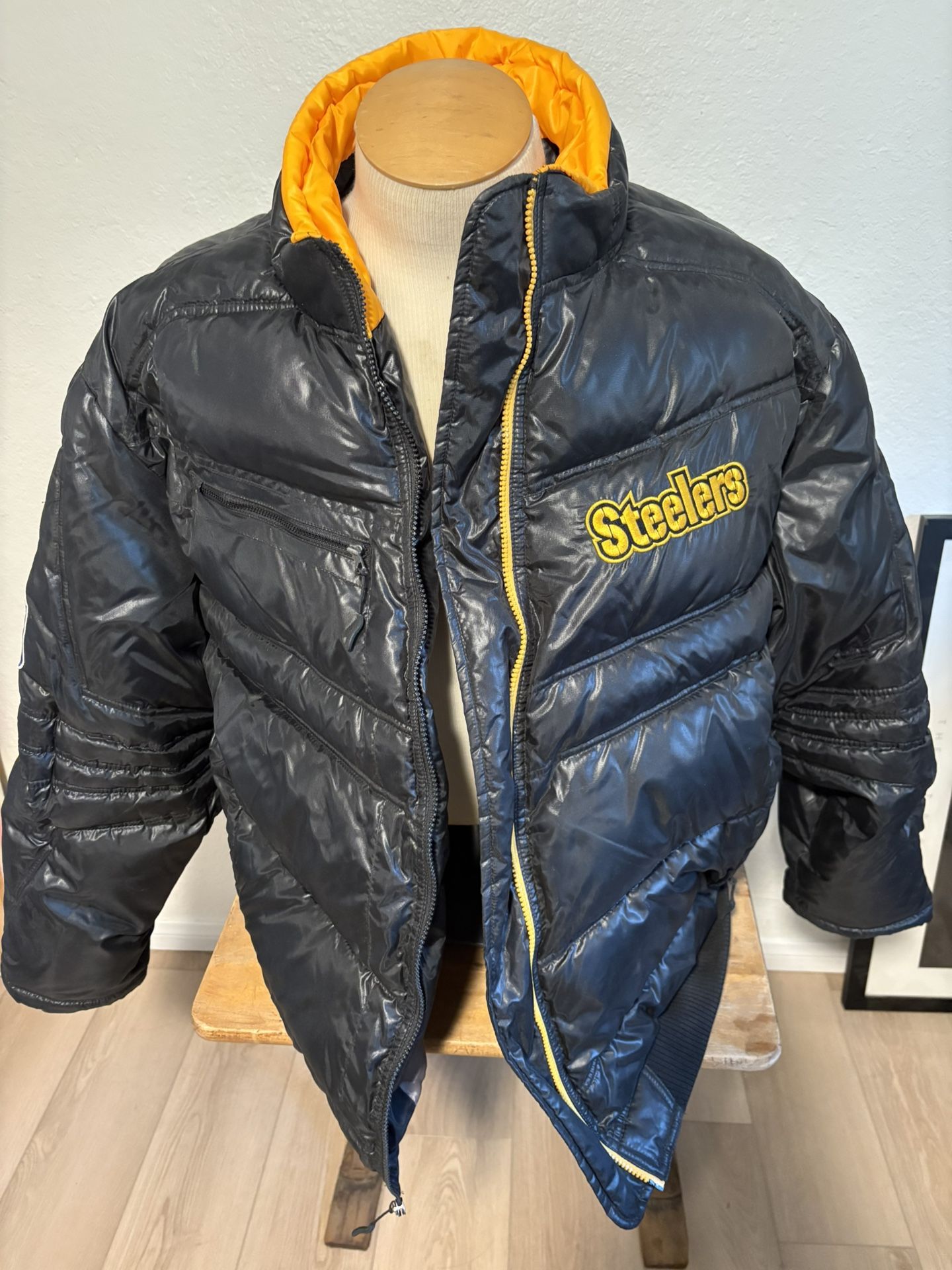 Steelers Puff Jacket  XL