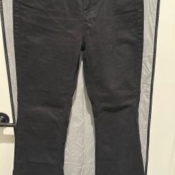 GUESS BOOT CUT NEW 31x30 BLACK