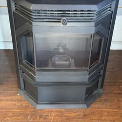 IronStrike Winslow Steel Pellet Stove