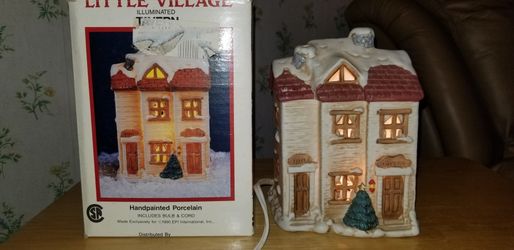 4 Houses For Your Christmas Village 