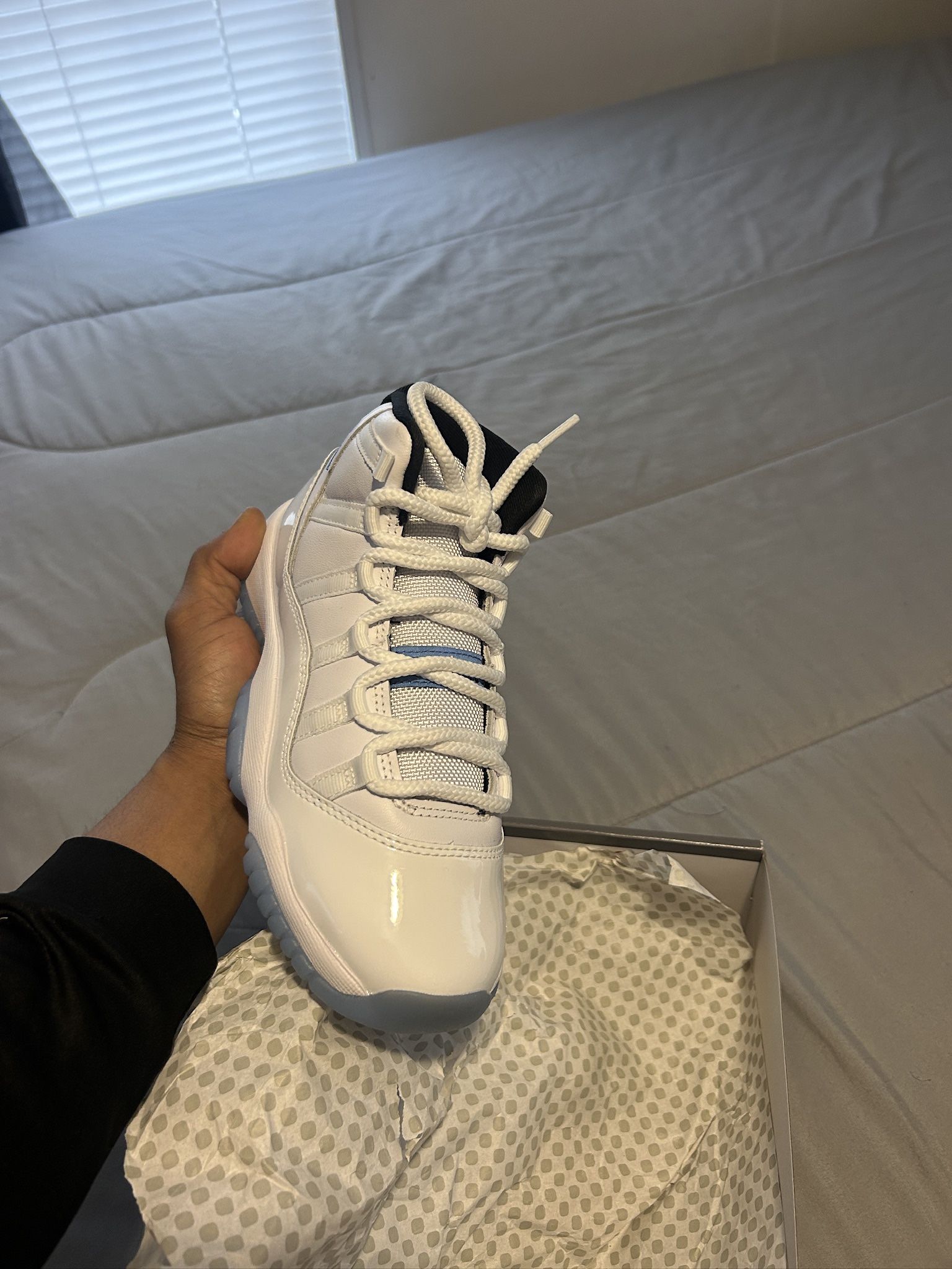 jordan 11 legend blue