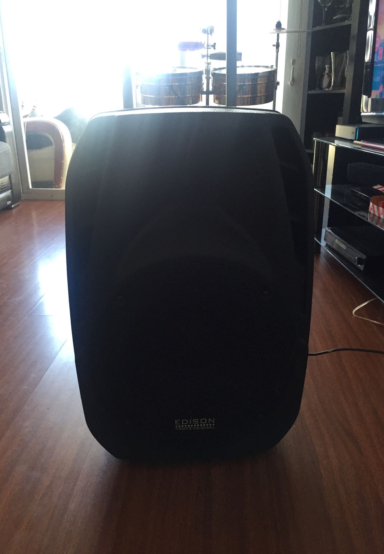 Equipo profesional EDISON Bluetooth speaker M2000 for Sale in Miami, FL